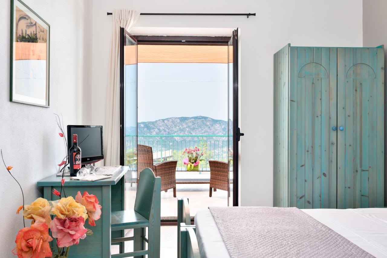 S'Enis Monte Maccione Hotell Oliena Exteriör bild