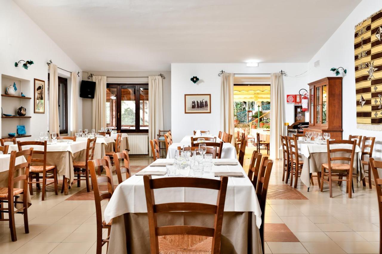 S'Enis Monte Maccione Hotell Oliena Exteriör bild