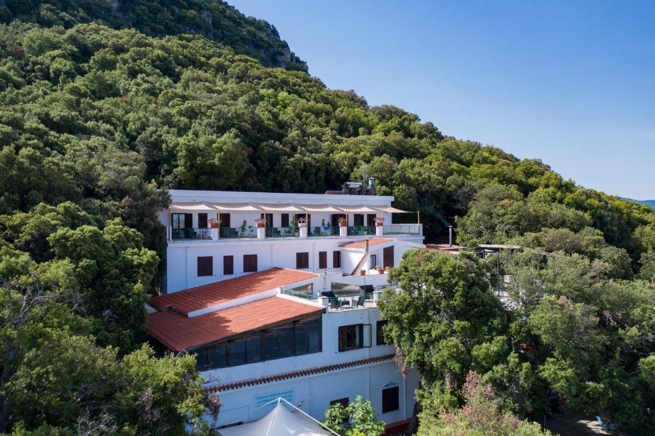 S'Enis Monte Maccione Hotell Oliena Exteriör bild