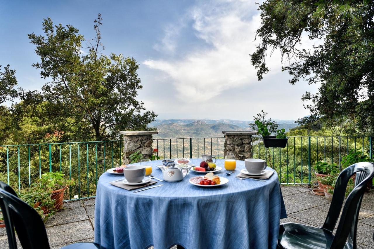 S'Enis Monte Maccione Hotell Oliena Exteriör bild