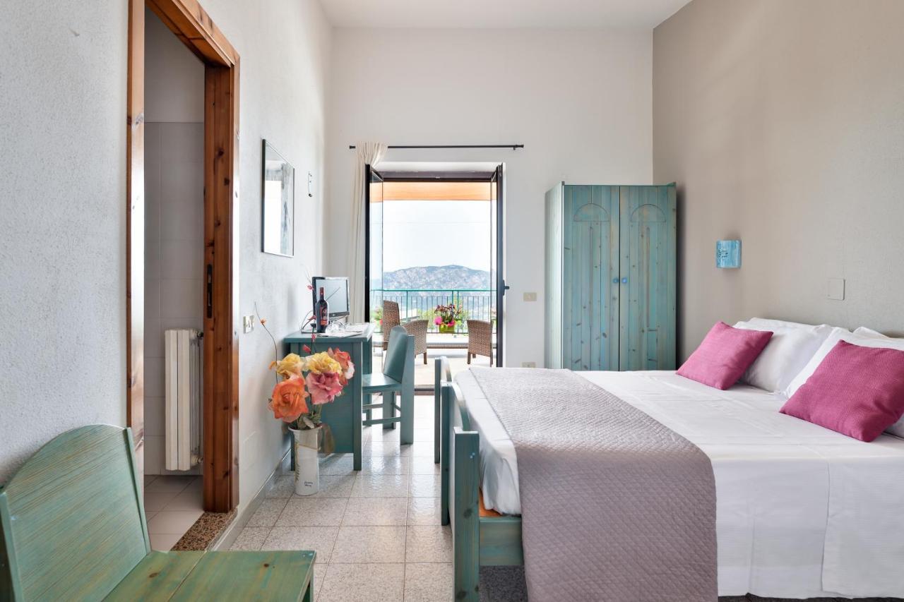 S'Enis Monte Maccione Hotell Oliena Exteriör bild
